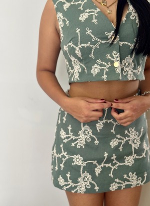 NAKIŞLI YELEK ŞORT TAKIM (Çağla yeşili)